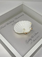 Load image into Gallery viewer, Oyster Shell 30th Pearl 30 Years Wedding Anniversary Frame