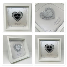 Load image into Gallery viewer, 5th 5 Years Wood Wedding Anniversary Frame - Intricate Mirror Heart