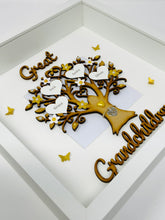 Load image into Gallery viewer, Great Grandchildren Family Tree Frame - Gold Classic