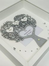 Load image into Gallery viewer, 10th Tin 10 Years Wedding Anniversary Frame - Metallic Heart Tree