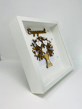 Load image into Gallery viewer, Pearl Engagement Frame