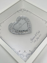 Load image into Gallery viewer, 5th 5 Years Wood Wedding Anniversary Frame - Intricate Mirror Heart
