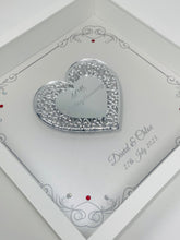 Load image into Gallery viewer, 40th Ruby 40 Years Wedding Anniversary Frame - Intricate Mirror Heart