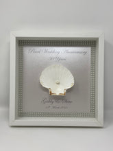 Load image into Gallery viewer, Oyster Shell 30th Pearl 30 Years Wedding Anniversary Frame
