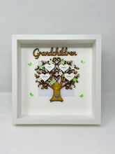 Load image into Gallery viewer, Grandchildren Family Tree - Green Classic
